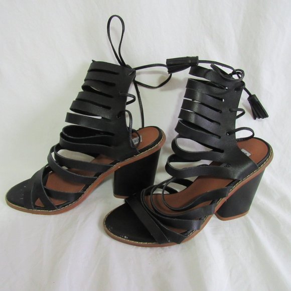 COPY - Steve Madden PIPA  Cut Out Dress Sandal 8 - Picture 3 of 7